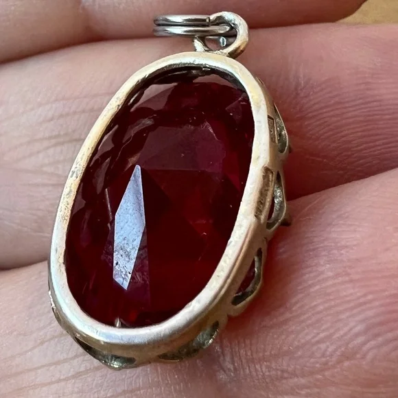 VINTAGE RUBY RED PASTE USSR SOVIET RUSSIAN PENDANT 875 STERLING SILVER STAMPED